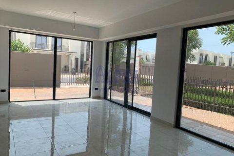 3 bedrooms Villa in Al Hamra Village, UAE No. 165517 12