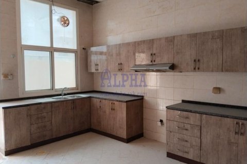 5 bedrooms Villa in Al Riffa, UAE No. 165516 17