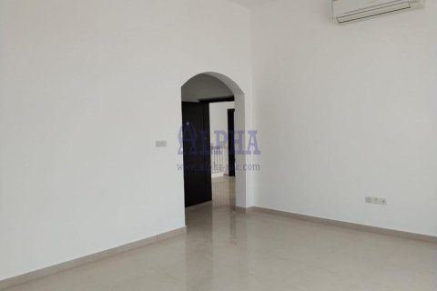 5 bedrooms Villa in Al Riffa, UAE No. 165516 9