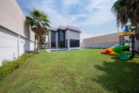 5 bedrooms Villa in Al Barsha, UAE No. 208317 19