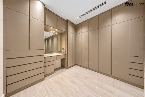 5 bedrooms Villa in Al Barsha, UAE No. 208317 6