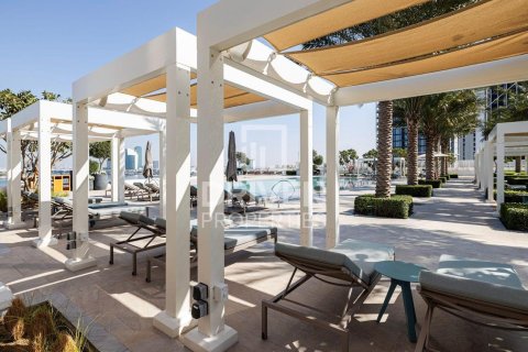 1 غرف نوم شقة في Address Harbour Point, الإمارات العربية المتحدة رقم 191944 9