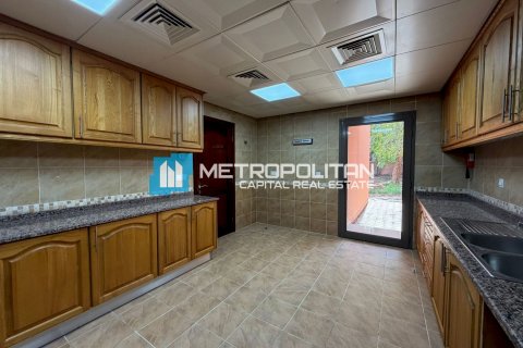 Villa de 5 dormitorios en Abu Dhabi, UAE No. 149963 28