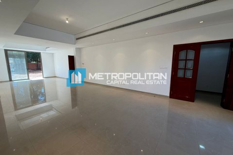 Villa de 5 dormitorios en Abu Dhabi, UAE No. 149963 4