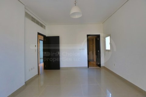 4 bedrooms Villa in Al Reef, UAE No. 12290 9