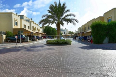 4 bedrooms Villa in Al Reef, UAE No. 12290 19