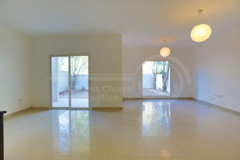 4 bedrooms Villa in Al Reef, UAE No. 12290 13