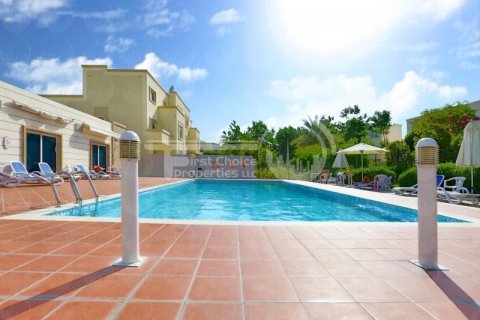 4 bedrooms Villa in Al Reef, UAE No. 12290 15