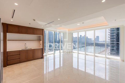 3 bedrooms Apartment in EMAAR Beachfront, UAE No. 191582