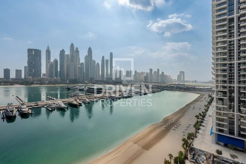 3 bedrooms Apartment in EMAAR Beachfront, UAE No. 191582 3