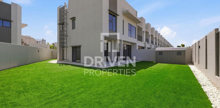 Townhouse de 4 dormitorios en Mohammed Bin Rashid City, UAE No. 191586