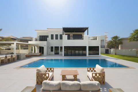6 bedrooms Villa in Jumeirah Golf Estates, UAE No. 207578