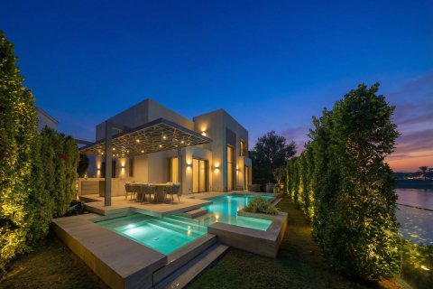 4 bedrooms Villa in Jumeirah Islands, UAE No. 207577
