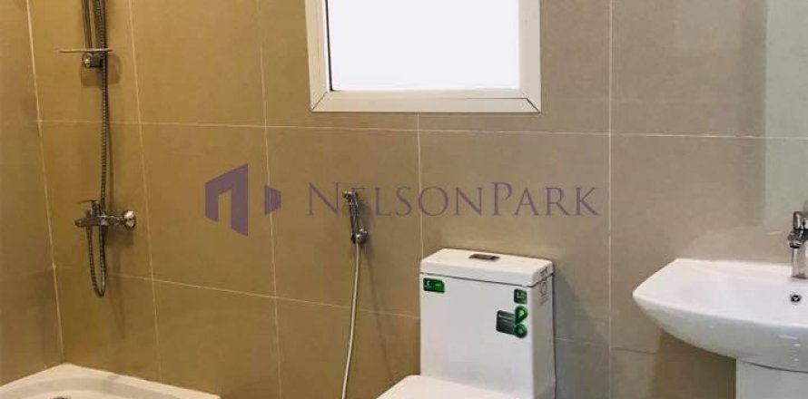 2 bedrooms Apartment in Doha, Qatar No. 57427