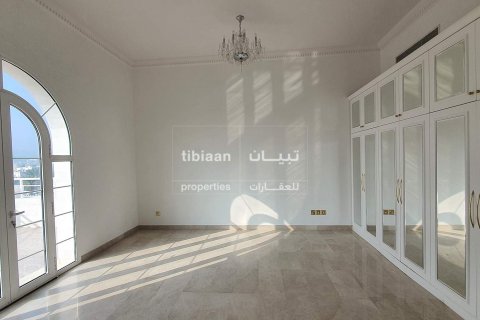 6 bedrooms Villa in Muscat, Oman No. 53909 10