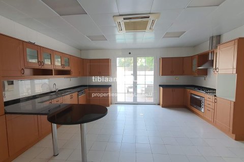 6 bedrooms Villa in Muscat, Oman No. 53909 7