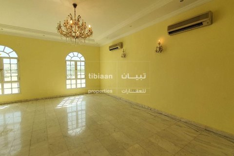4 bedrooms Twin Villa in Muscat, Oman No. 53908 5