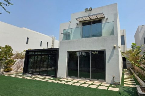4 bedrooms Villa in Muwaileh Commercial, UAE No. 207545