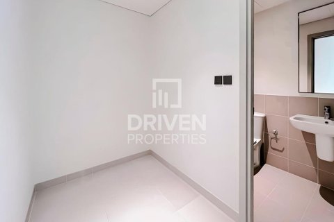 3 غرف نوم شقة في EMAAR Beachfront, الإمارات العربية المتحدة رقم 192682 11