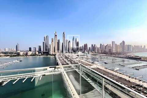 3 bedrooms Apartment in EMAAR Beachfront, UAE No. 192682
