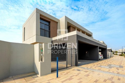 4 bedrooms Villa in The Pulse, UAE No. 193605 7