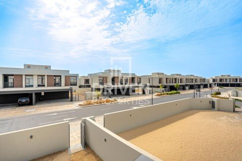 4 bedrooms Villa in The Pulse, UAE No. 193605 4