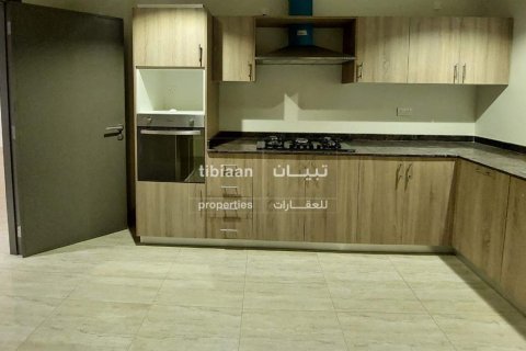 4 bedrooms Twin Villa in Muscat, Oman No. 53556 4