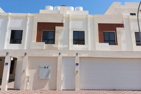 4 bedrooms Twin Villa in Muscat, Oman No. 53556