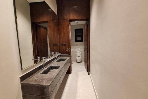 4 bedrooms Apartment in Riyadh, Saudi Arabia No. 59925 5