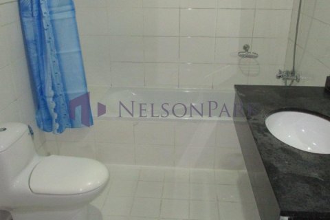 Apartment de 2 dormitorios en Doha, Qatar No. 57384 17