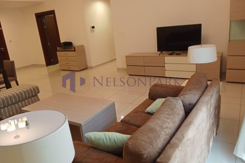 Apartment de 2 dormitorios en Doha, Qatar No. 57383 3