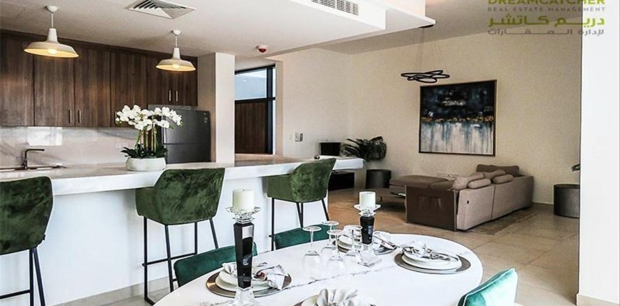 3 bedrooms Villa in Mina Al Arab, UAE No. 34225