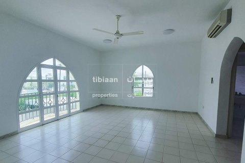 Villa Jumelée de 4 chambres à Muscat, Oman No. 53844 4