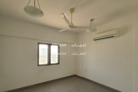 Apartment de 2 dormitorios en Muscat, Oman No. 53847 8
