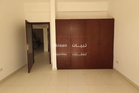 4 bedrooms Townhouse in Muscat, Oman No. 53849 8