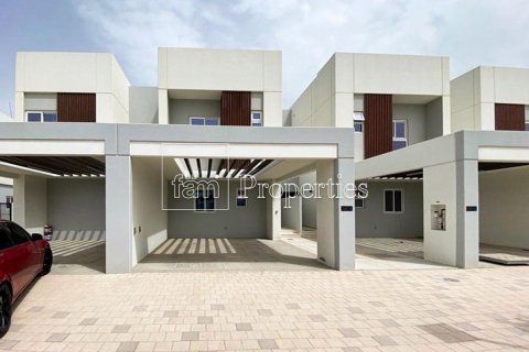 3 bedrooms Villa in Dubai, UAE No. 199502