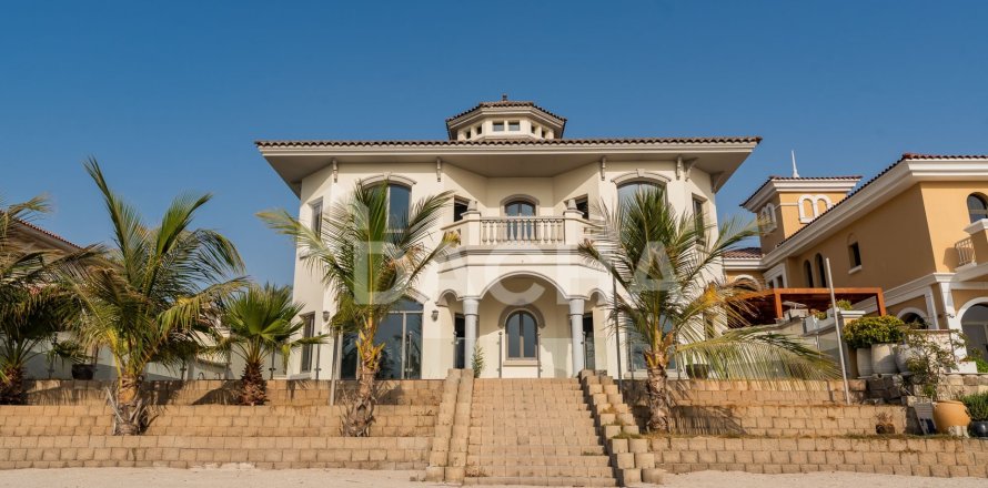 Villa de 5 dormitorios en Garden Homes, UAE No. 198501
