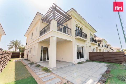 4 bedrooms Villa in Dubai, UAE No. 208174
