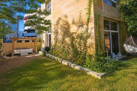 3 bedrooms Villa in District 13, UAE No. 201198