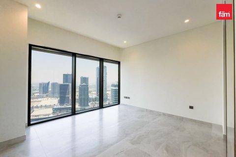 3 bedrooms Apartment in Business Bay, UAE No. 185173 12
