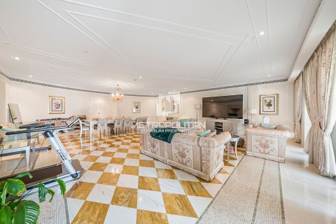 3 bedrooms Apartment in Palazzo Versace, UAE No. 128373 3