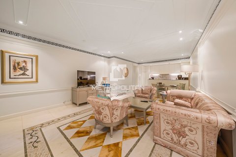 3 bedrooms Apartment in Palazzo Versace, UAE No. 128373 4