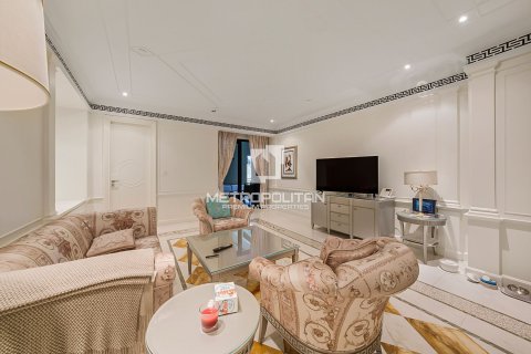 3 bedrooms Apartment in Palazzo Versace, UAE No. 128373 6