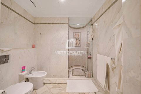 3 bedrooms Apartment in Palazzo Versace, UAE No. 128373 25
