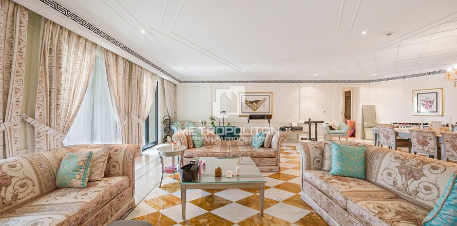 3 bedrooms Apartment in Palazzo Versace, UAE No. 128373