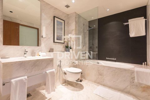 1 bedroom Apartment in Downtown Dubai (Downtown Burj Dubai), UAE No. 192656 8