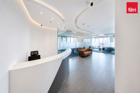 126.3m² Office in Dubai, UAE No. 163090