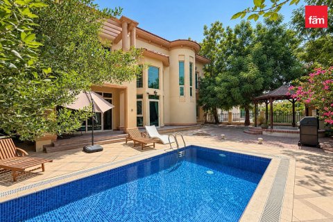 4 غرف نوم فيلا في Jumeirah Islands, الإمارات العربية المتحدة رقم 210525