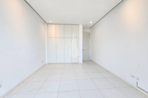 Apartment de 3 dormitorios en Corniche Road, UAE No. 37497 15