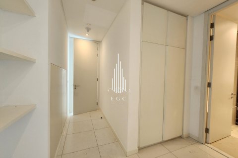 Apartment de 3 dormitorios en Corniche Road, UAE No. 37497 19